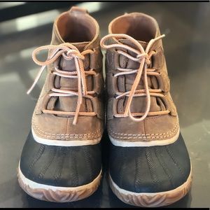 Sorel Out N About duck boots